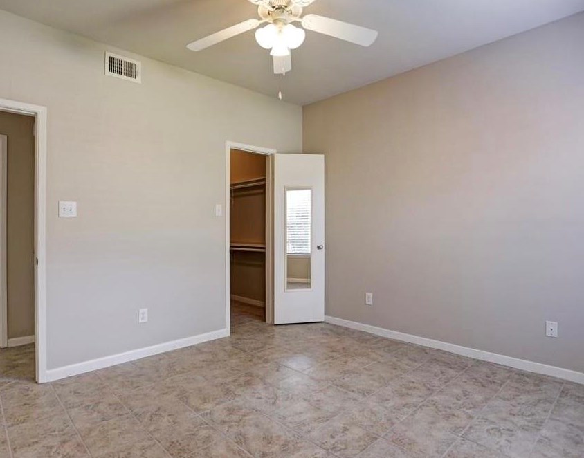 4041 Drake St Apt 116, Houston, TX 77005