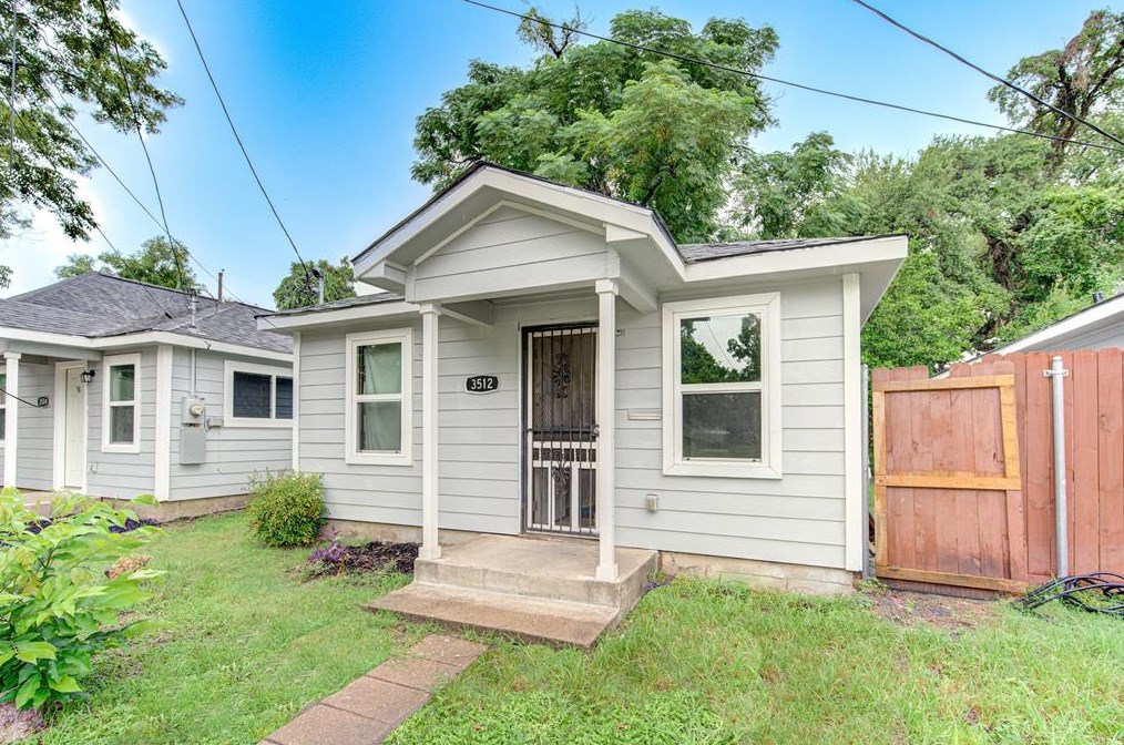 3512 Saint Charles St, Houston TX  77004-4258 exterior