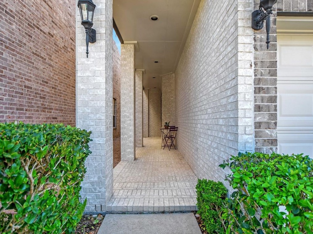 1123 Sopris Dr, Houston, TX 77077-1070
