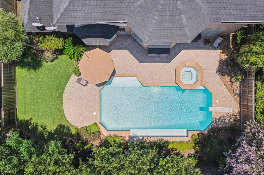 4403 N Pine Brook Way, Houston, TX 77059