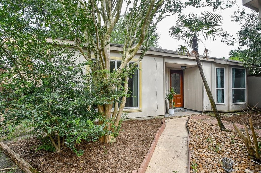 10318 Buffalo Bend Dr, Houston, TX 77064