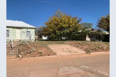 323 W 6th Street, Spur, TX 79370 - Photo 4