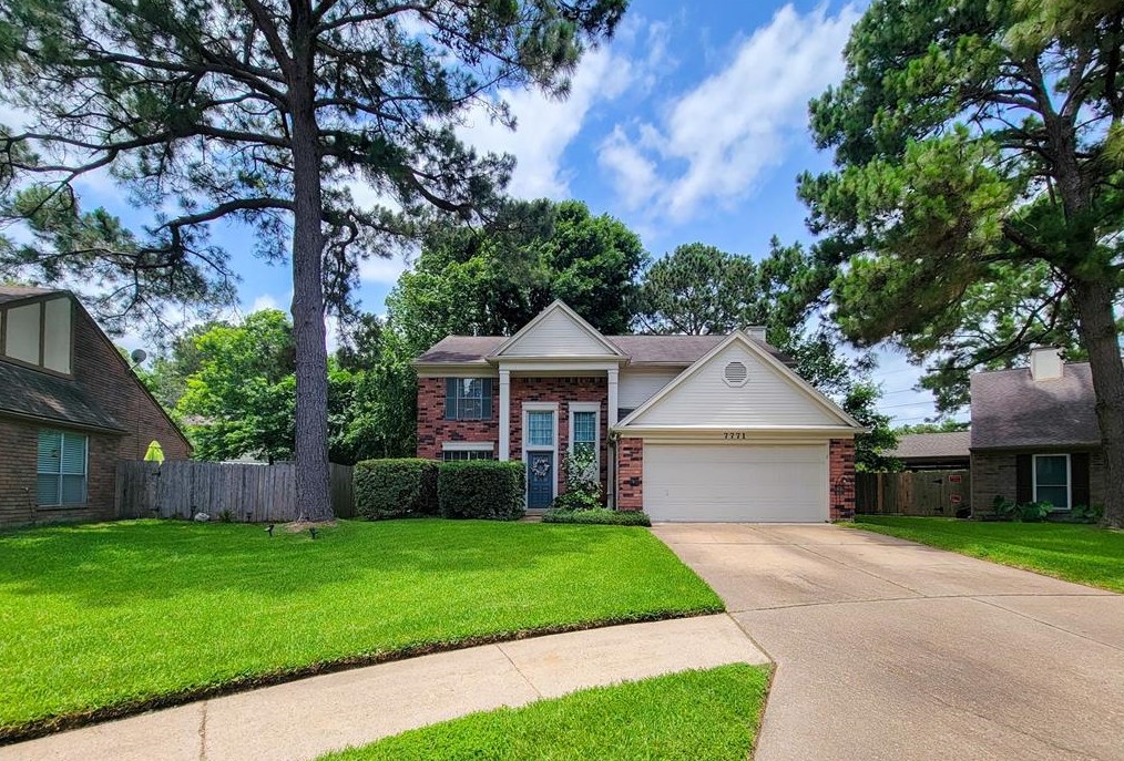 7771 Springville Dr, Houston, TX 77095