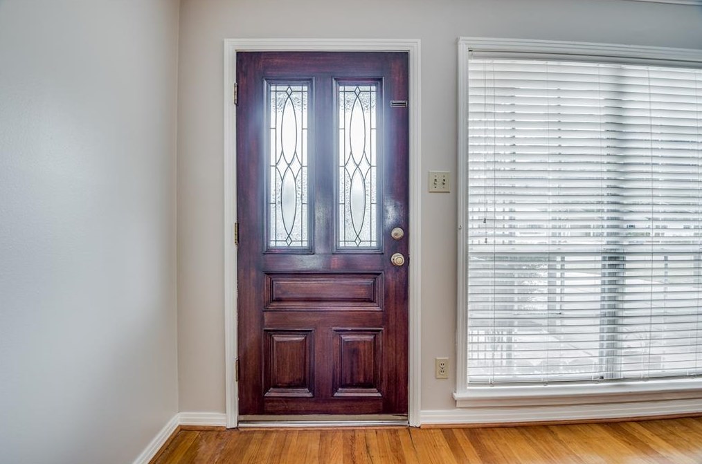 2322 Ansbury Dr, Houston TX  77018-7108 exterior