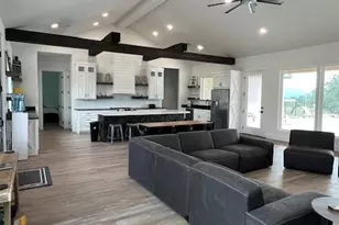 1463 Mountain Vly Dr, Concan, TX 78838 - Photo 10