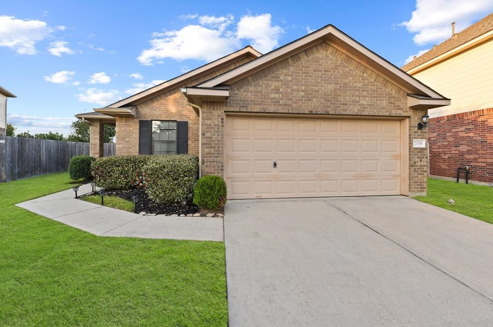 23338 Pine Ivy Ln, Tomball, TX 77375-4495