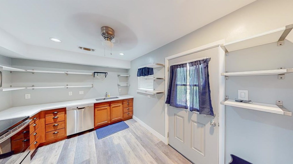 1816 Veranda, West Columbia, TX 77486