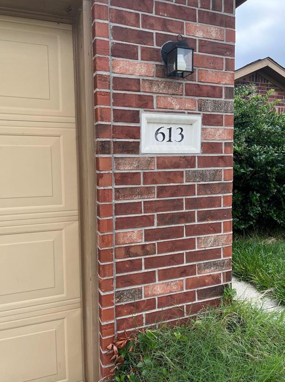 613 27th Ave N, Texas City, TX 77590