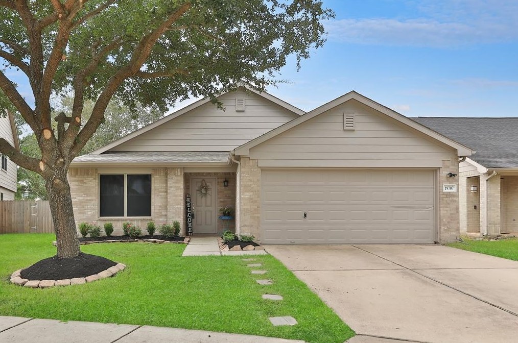 19707 Moose Cove Ct, Tomball, TX 77375-7521