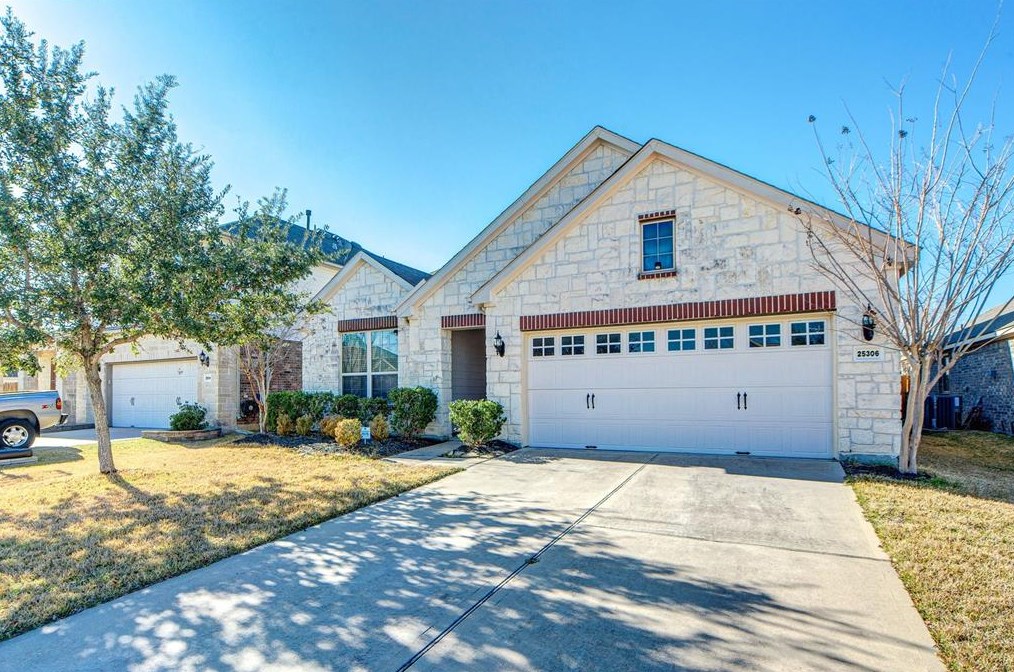 25306 Glenlevan Ln, Katy, TX 77494