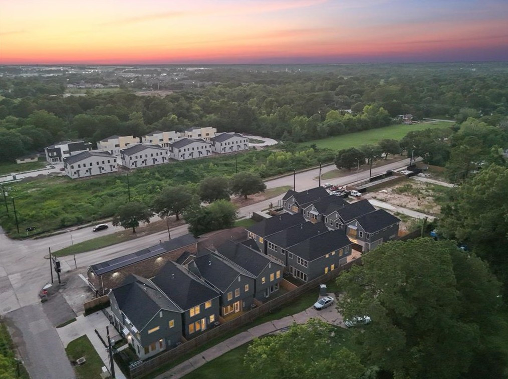 3420 Mansfield St, Houston TX  77091-4026 exterior