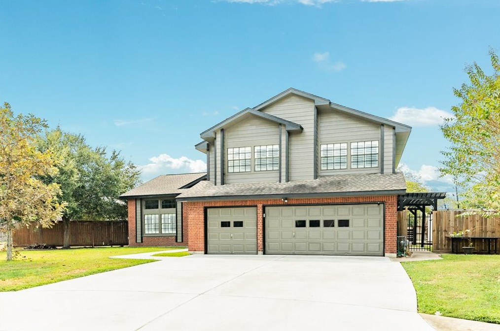 101 Peppermint Dr, Richwood, TX 77566-4358