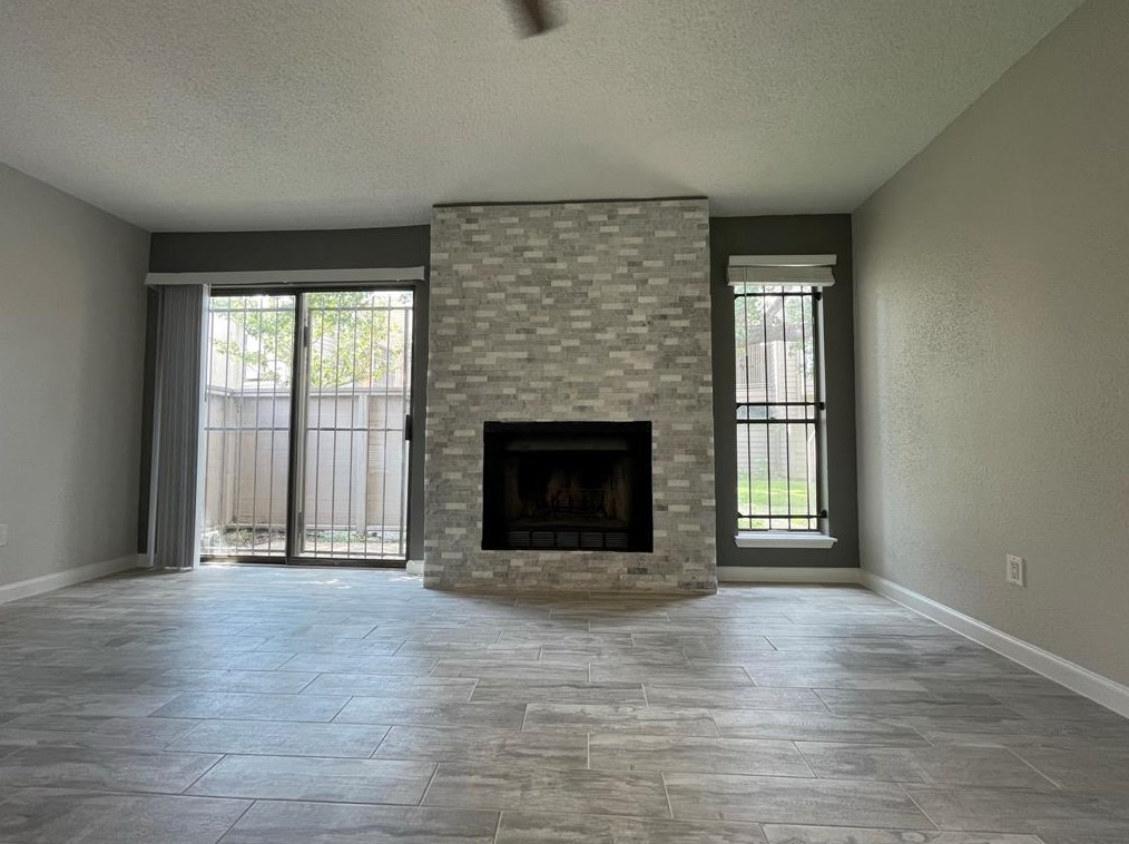 6701 Sands Point Dr Apt 22, Houston, TX 77074