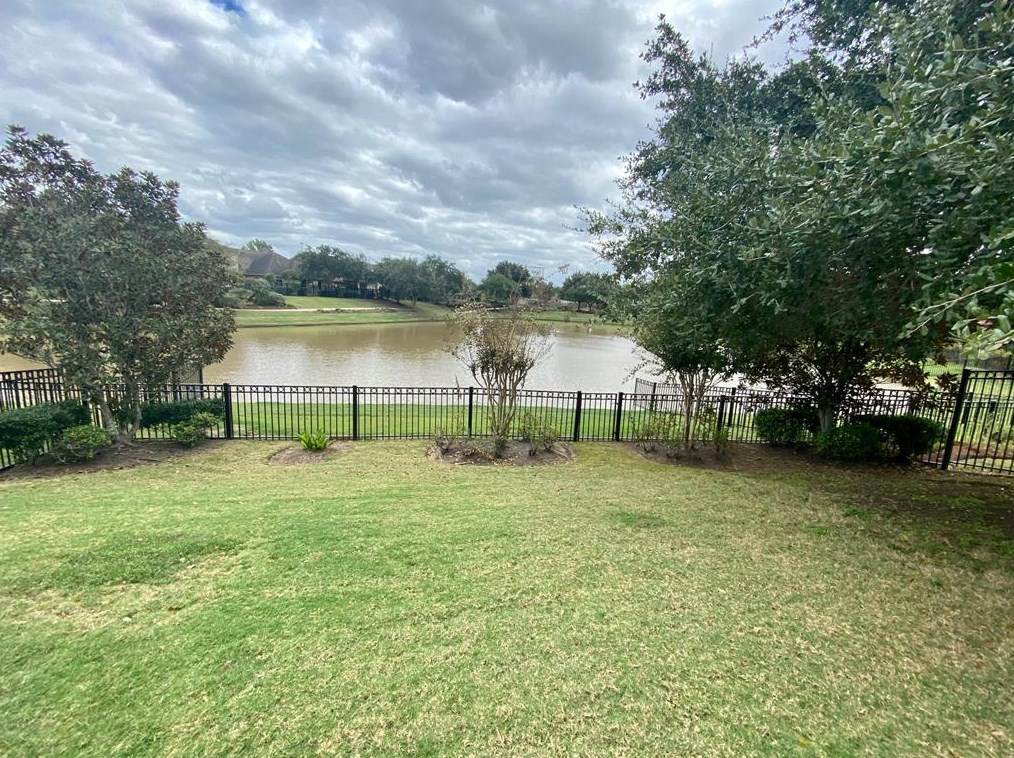 2515 Pittsford St, Sugar Land, TX 77479