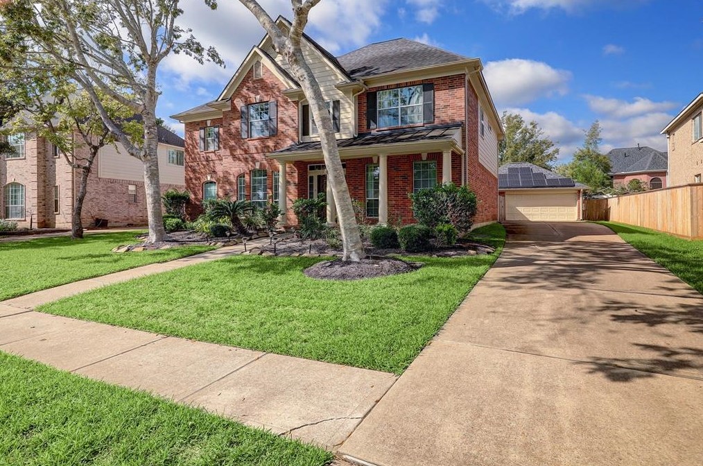 8635 Westbrook Forest Dr, Sugar Land, TX 77479