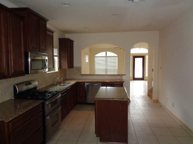 10205 Wood Fern Ct, Conroe, TX 77385