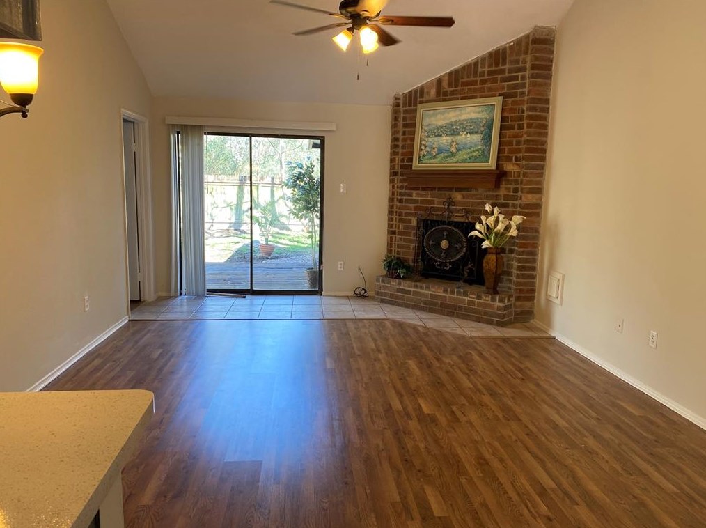 11 Field Flower Ct, Spring TX  77380-2706 exterior