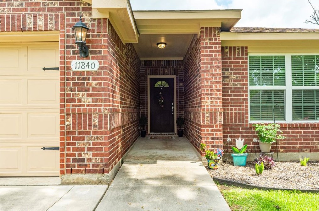 11840 14th St, Santa Fe, TX 77510-2109