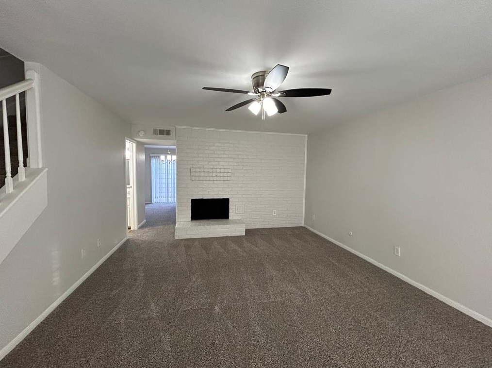 1497 Springrock Ln, Houston, TX 77055