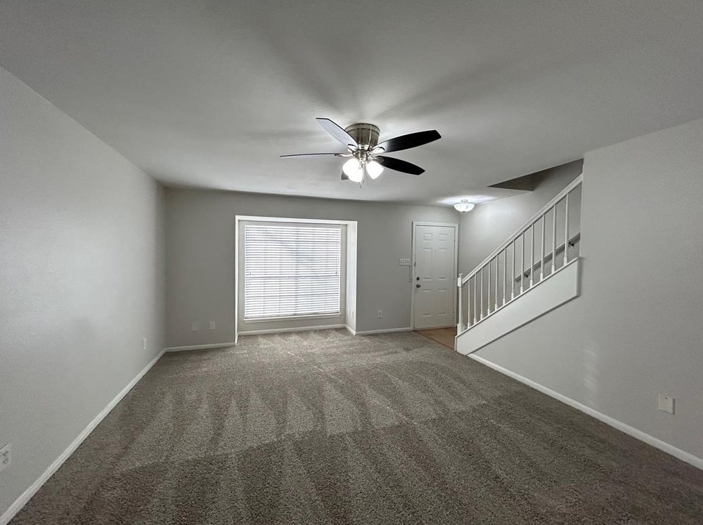 1497 Springrock Ln, Houston TX  77055-4301 exterior