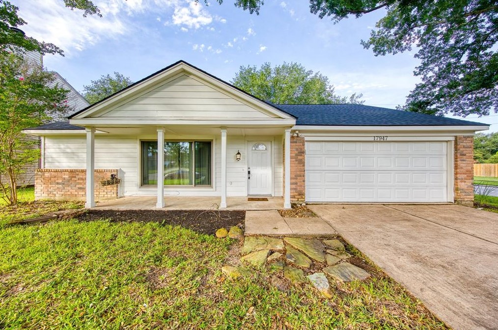 17947 Glenledi Dr, Houston, TX 77084