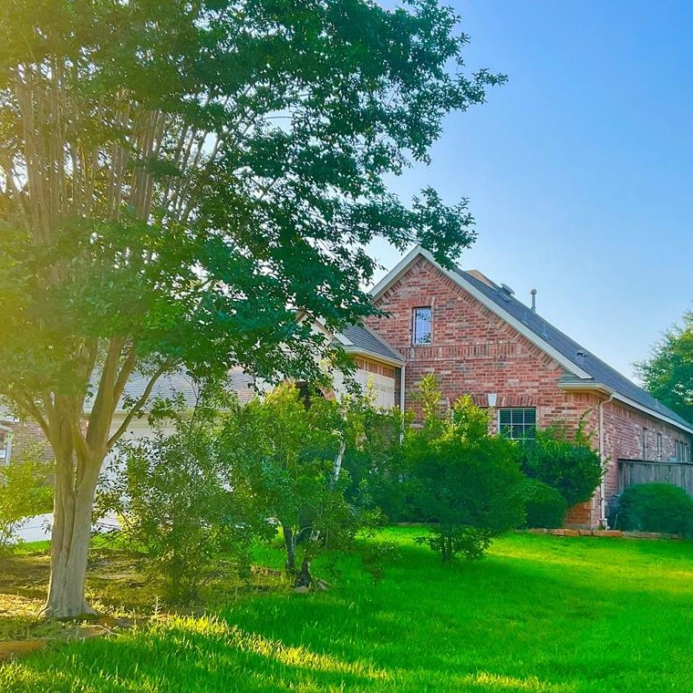 6 Dragon Hill Pl, Spring, TX 77381-4377