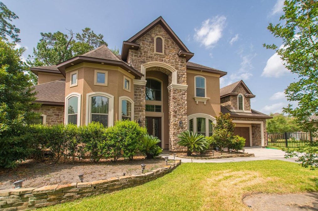 11 Tiburon Ct, Spring TX  77389-4992 exterior
