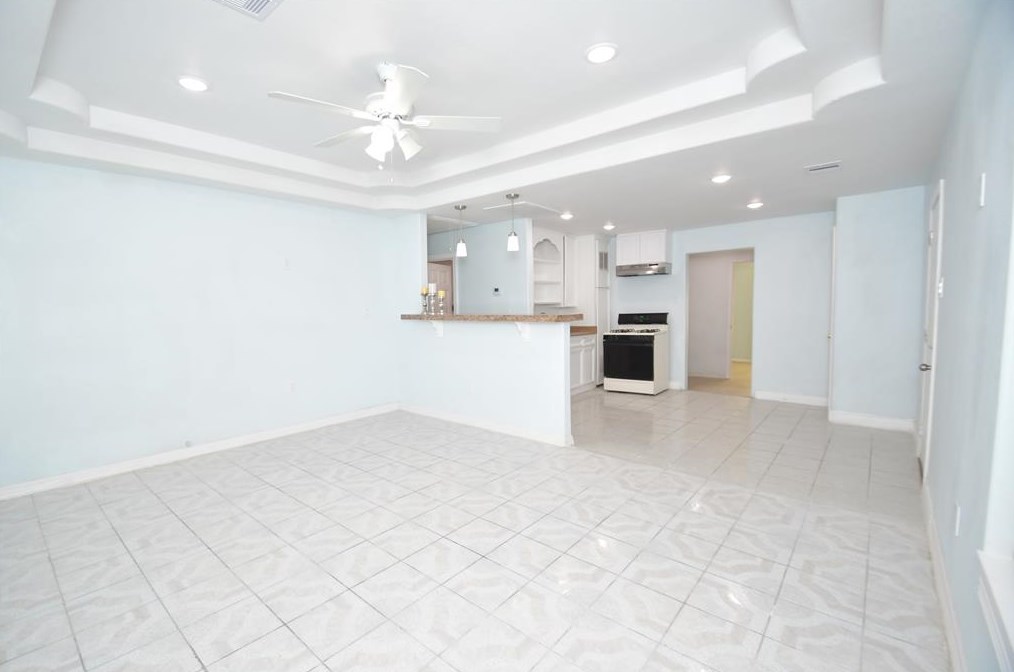 10342 Chadwick St, Houston, TX 77029