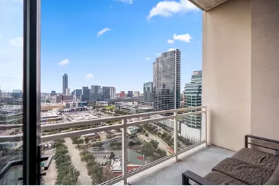 1409 Post Oak Boulevard #1804, Houston, TX 77056 - Photo 16