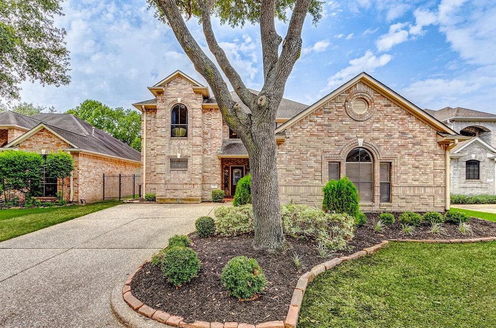 24 Kelliwood Courts Cir, Katy TX  77450-8550 exterior
