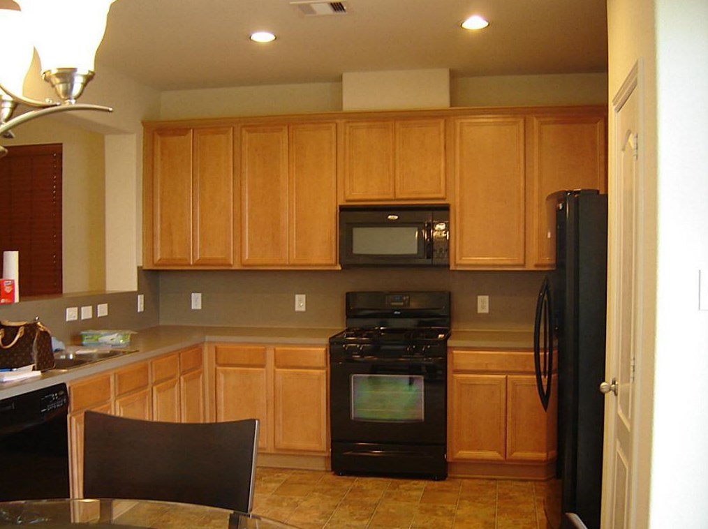 7930 Montague Manor Ln, Houston, TX 77072
