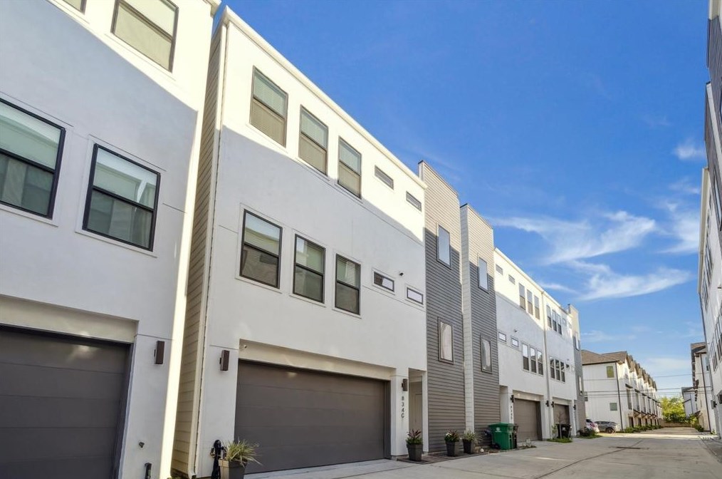 834 Fisher St #c, Houston, TX 77018