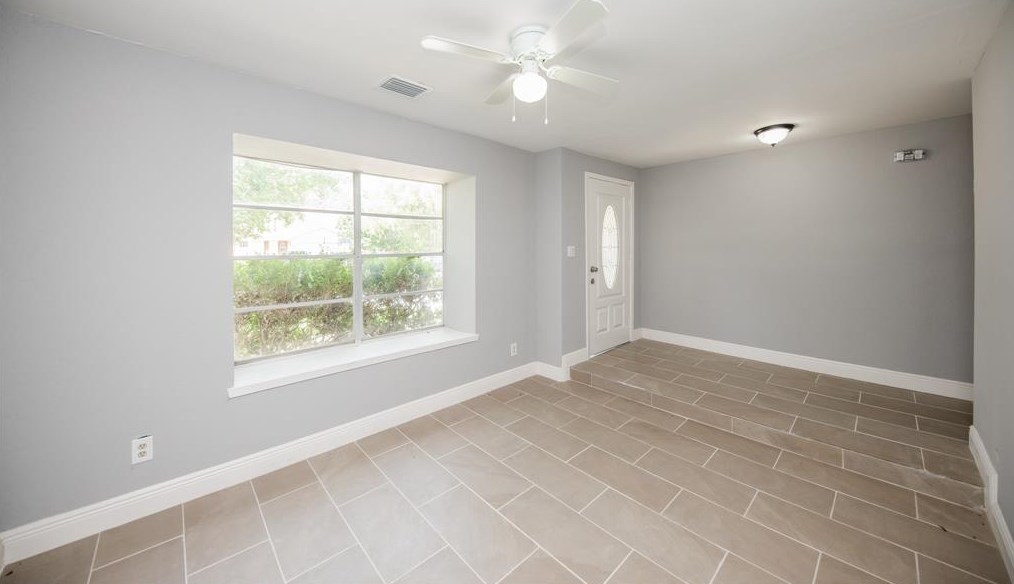 9407 Pipestone St, Houston TX  77074-2417 exterior
