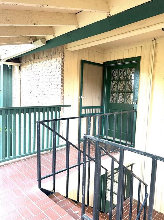 8265 Kingsbrook Rd Apt 246, Houston, TX 77024