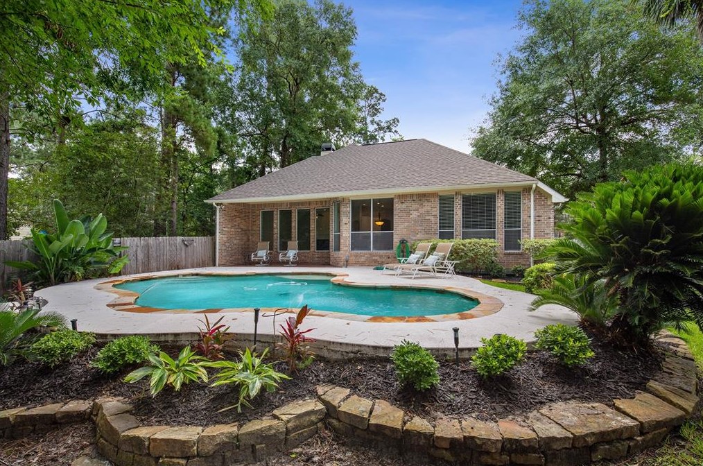 2 Galway Pl, Spring TX  77382-2594 exterior