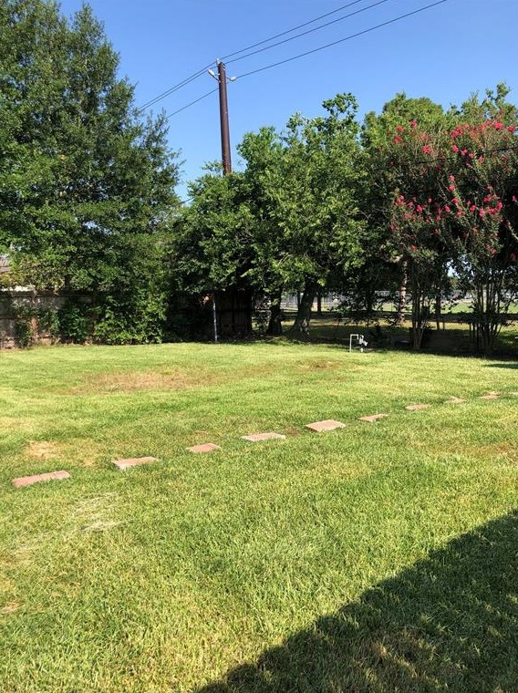 6429 Sharpview Dr, Houston TX  77074-6333 exterior