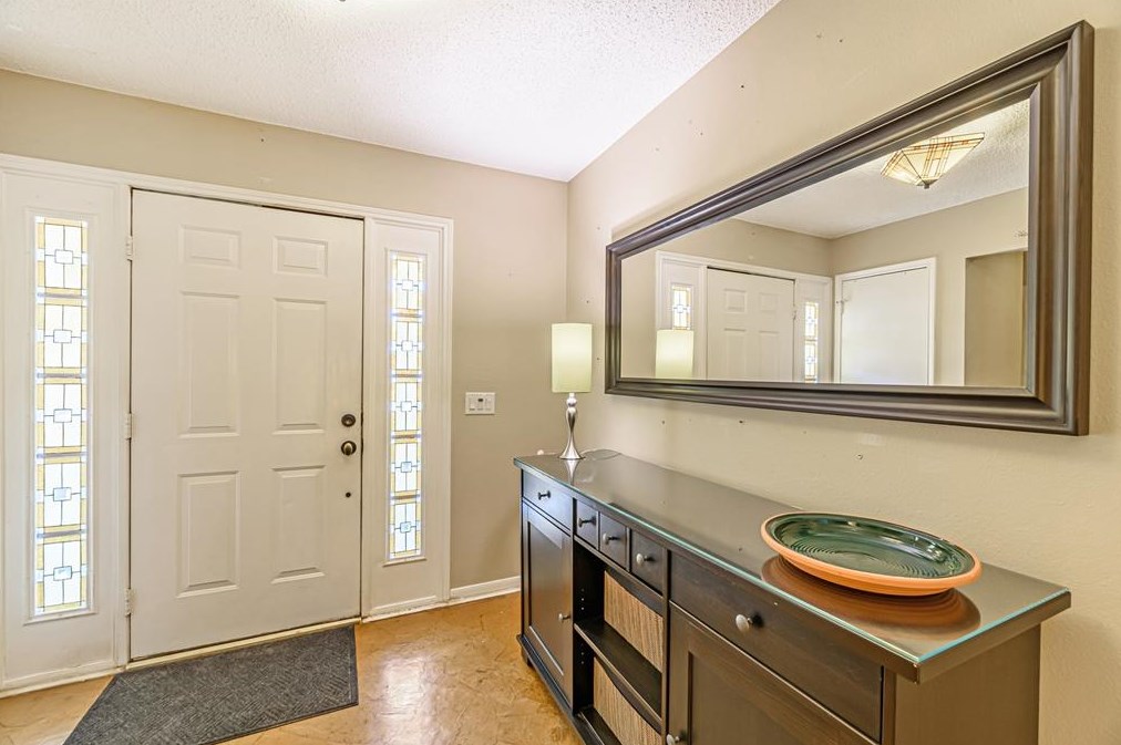 16046 Glenbrook Knoll Ln, Houston, TX 77095-2598