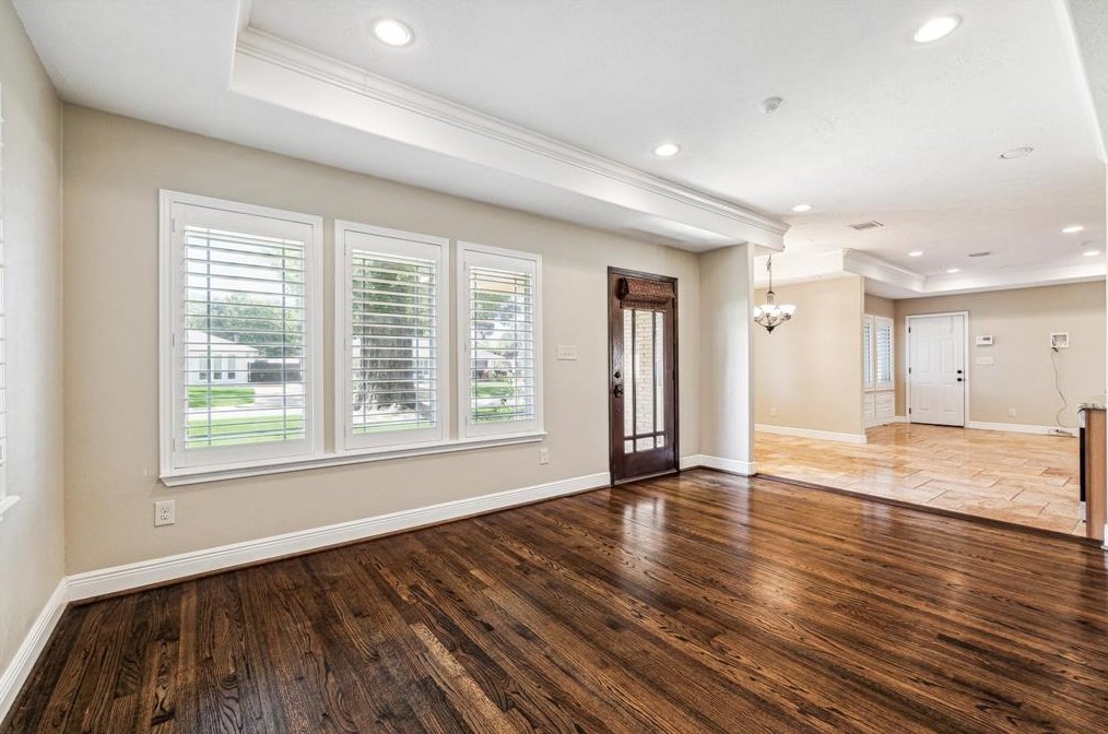 1918 De Milo Dr, Houston, TX 77018-1748