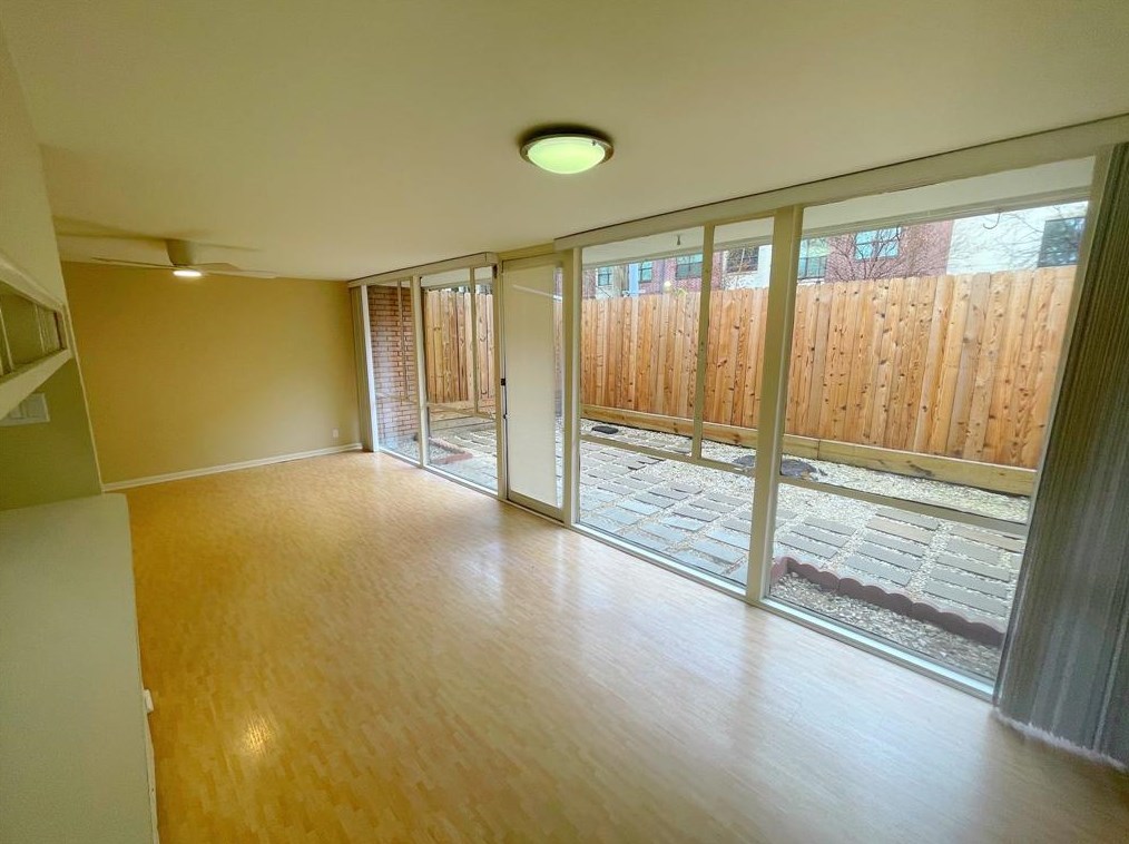 4319 Bettis Dr #5, Houston, TX 77027