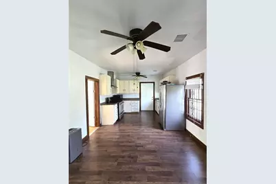 1083 County Road 3141 E, Cleveland, TX 77327 - Photo 10