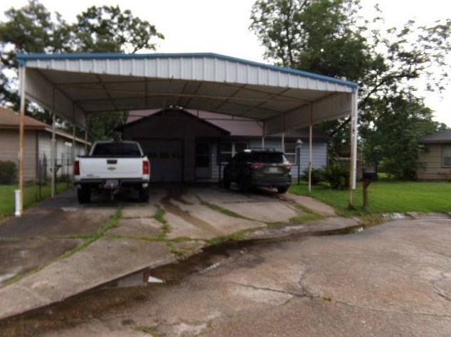 722 Woodhue St, Channelview, TX 77530