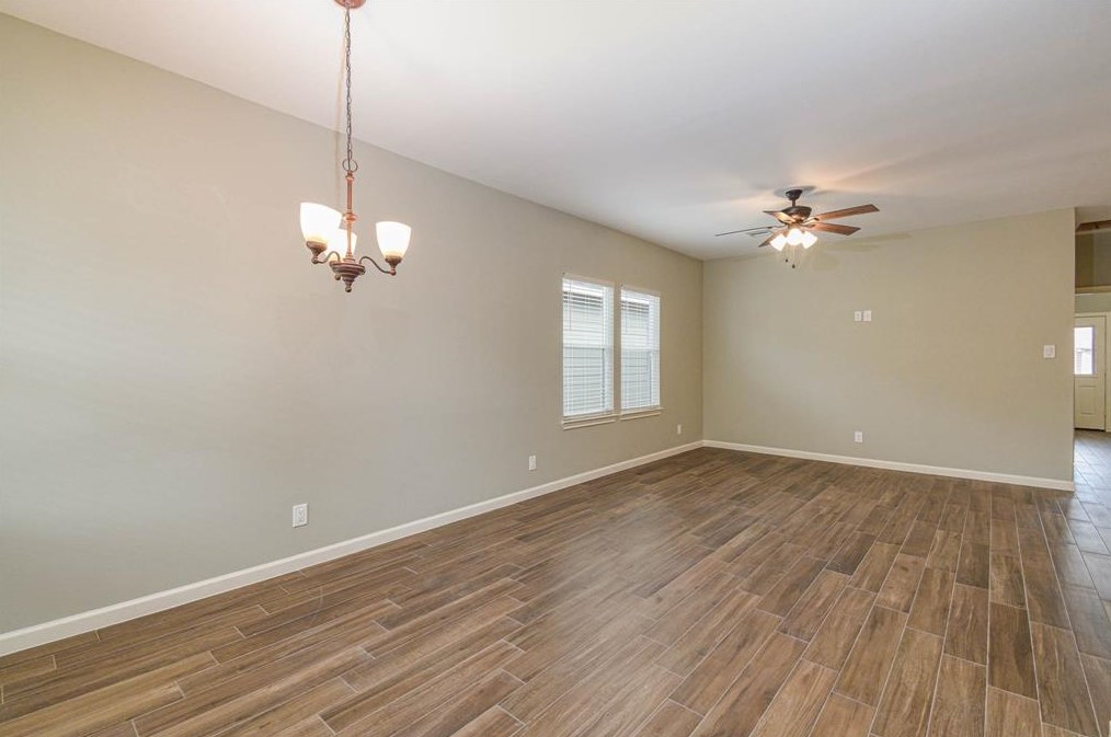3705 Chanterway, Bacliff, TX 77518