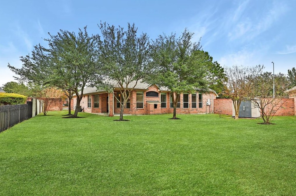 1110 Austin Manor Ct, Spring, TX 77379-3995