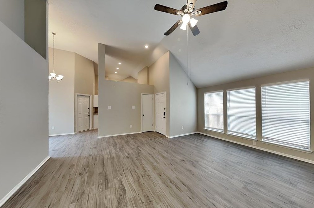 13215 Noblecrest Dr, Houston TX  77041-1871 exterior