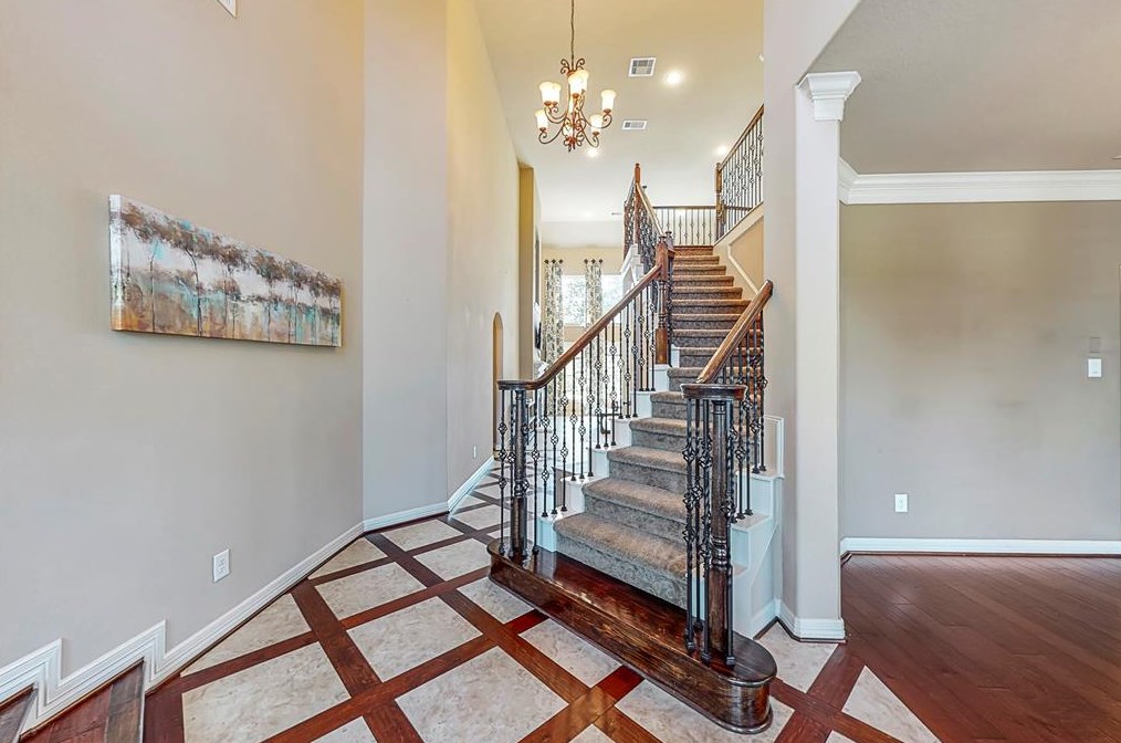 27 Spring Basket Trl, Spring TX  77389-4990 exterior