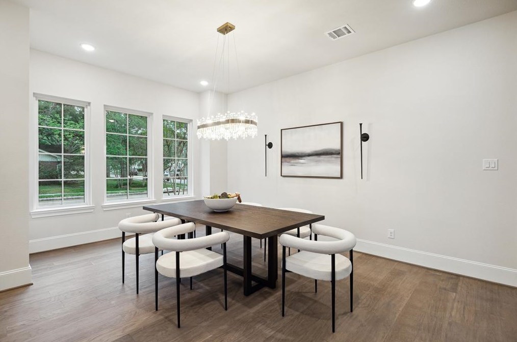 12503 Vindon Dr, Houston TX  77024-4000 exterior