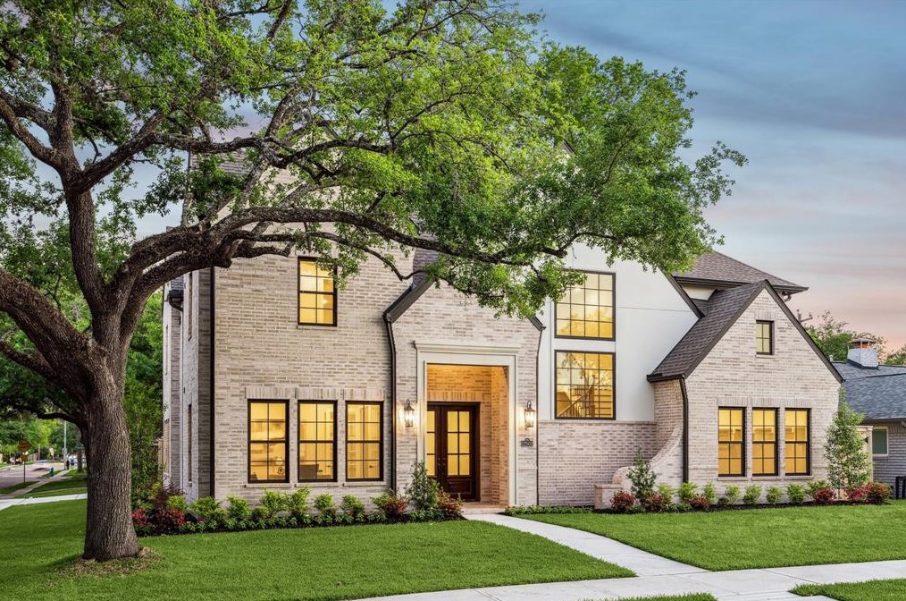 12503 Vindon Dr, Houston TX  77024-4000 exterior