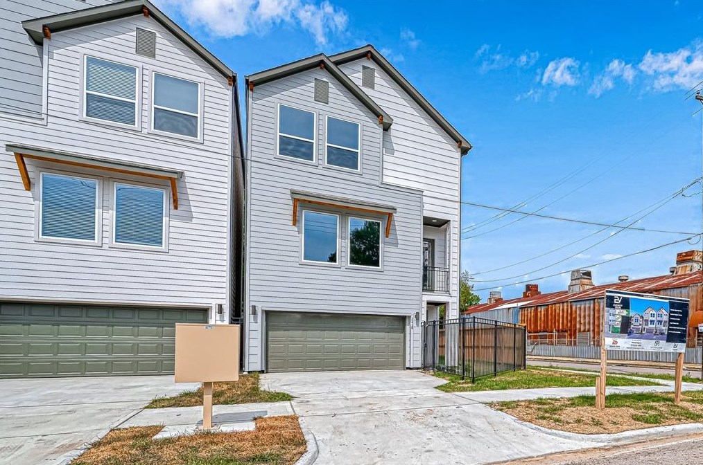 2418 Everett St, Houston, TX 77009