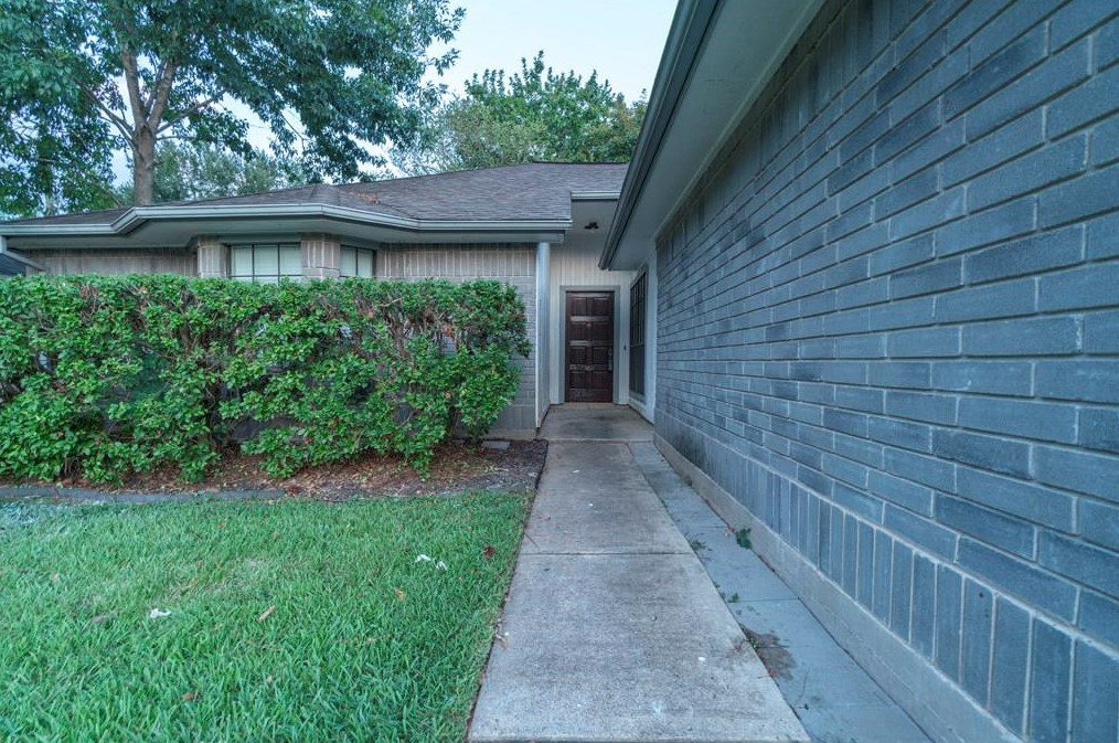 16307 Elmwood Point Ln, Sugar Land, TX 77498