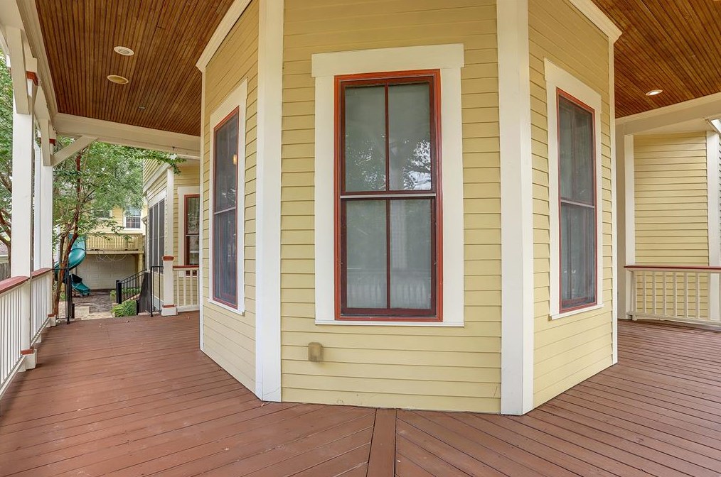 838 Nicholson St, Houston TX  77007-1441 exterior